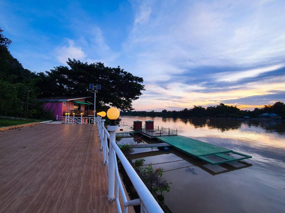 Golden Dragon Kanchanaburi Luaran gambar