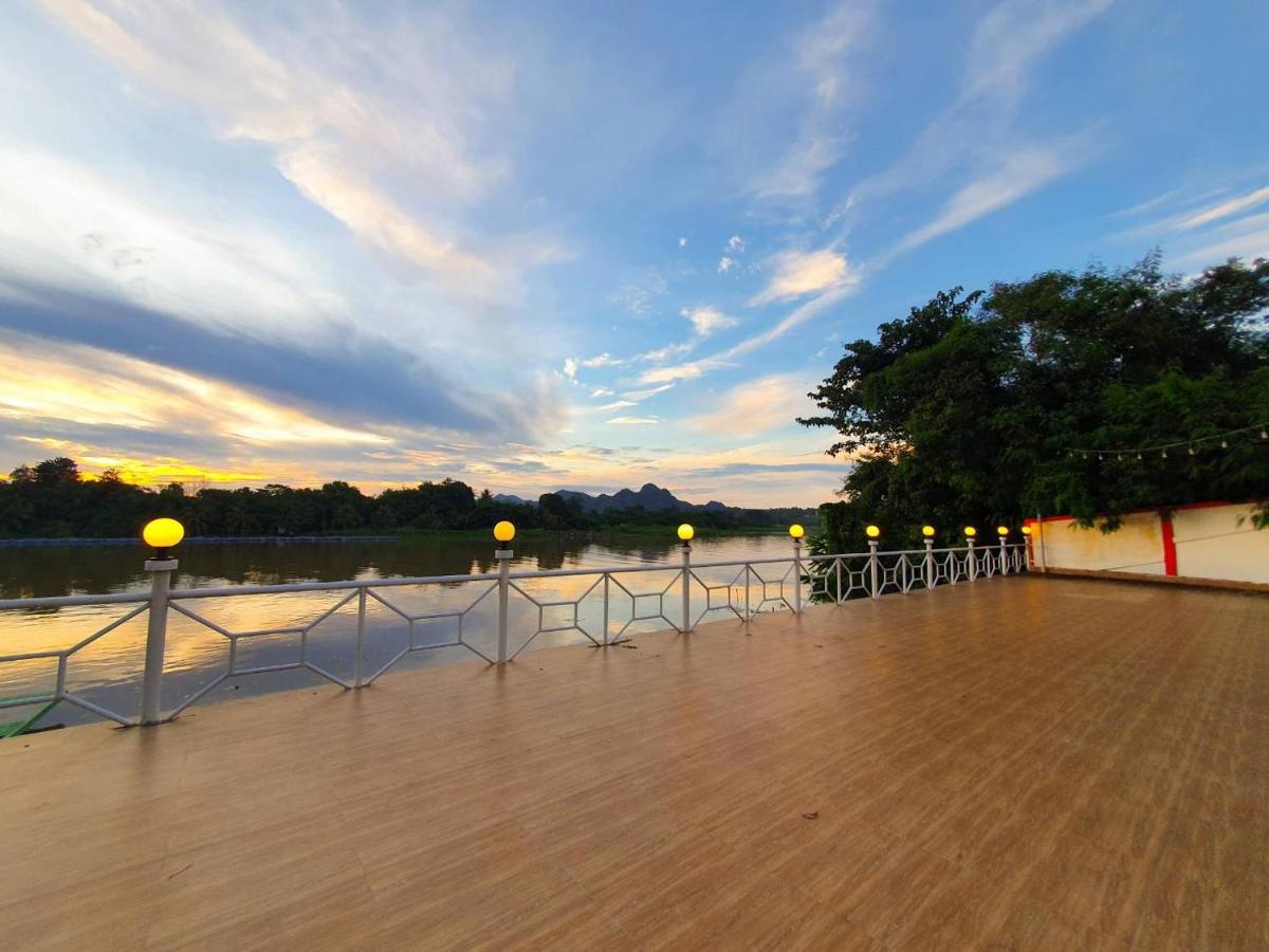 Golden Dragon Kanchanaburi Luaran gambar