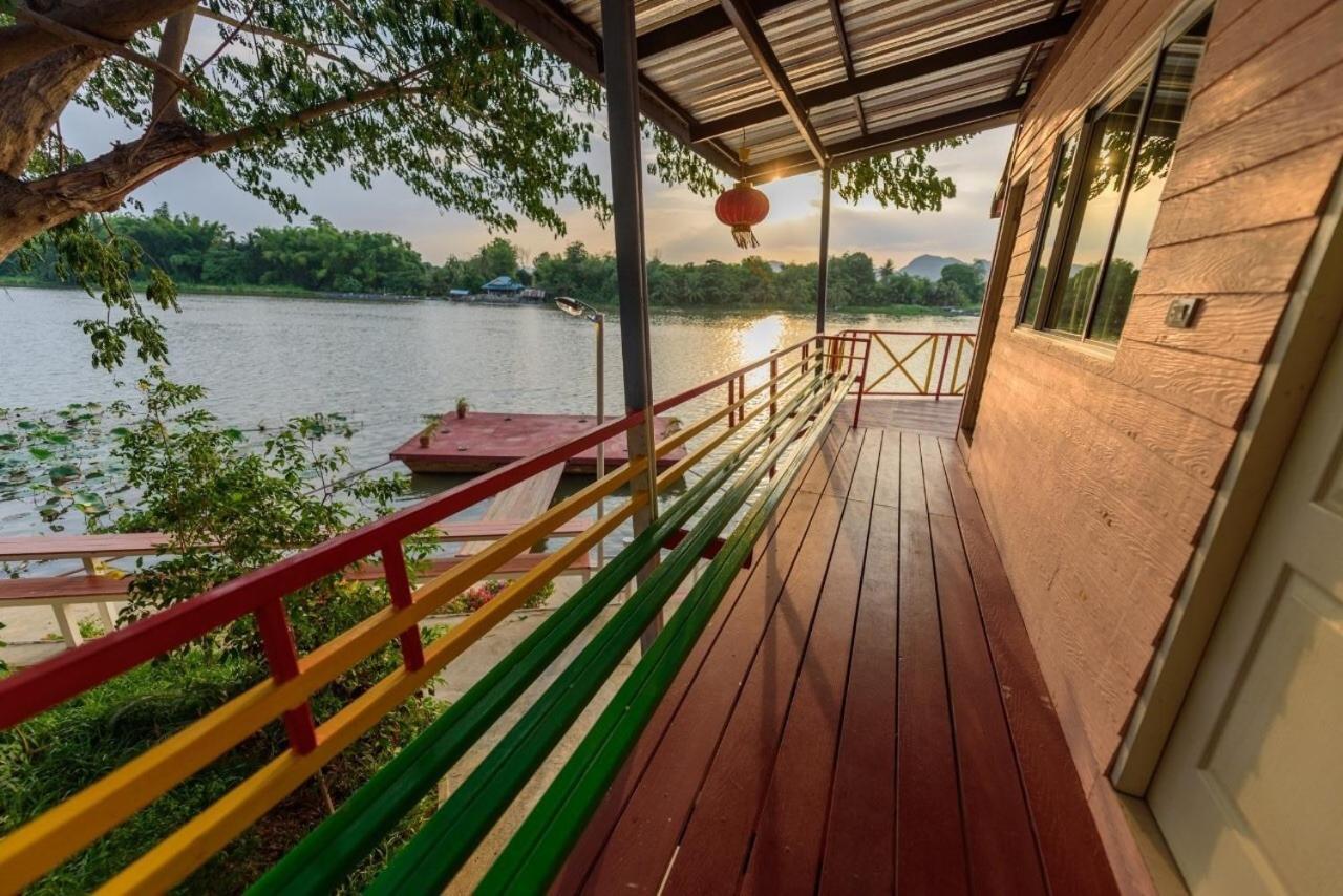 Golden Dragon Kanchanaburi Luaran gambar